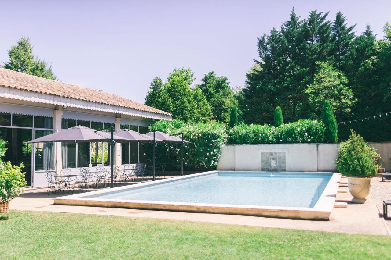Domaine De Blanche Fleur Hotel Chateauneuf-de-Gadagne Exterior photo